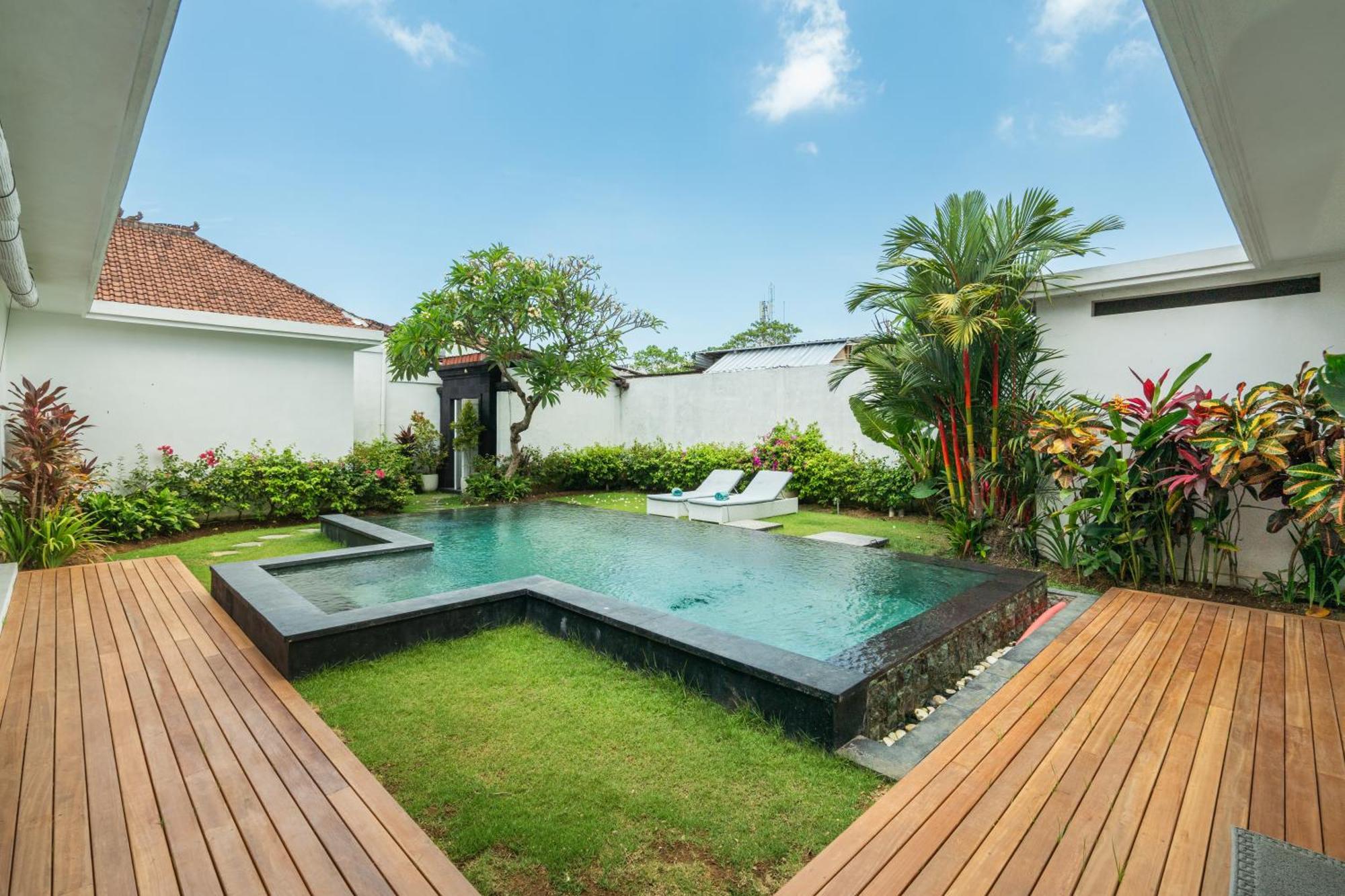 Modern 3 Bedrooms Villa Beach Walking Distance Seminyak Eksteriør billede